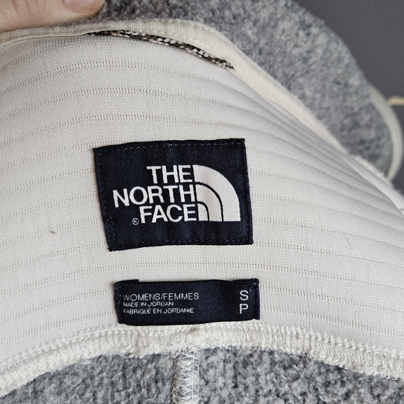 The North Face Women's Gray and Cream Jacket - Picture 4 of 4